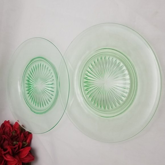 Depression Era Green Uranium Underplates - Picture 10 of 14